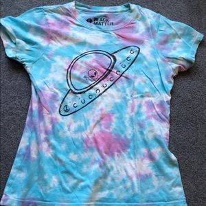 hot topic tie dye alien tee